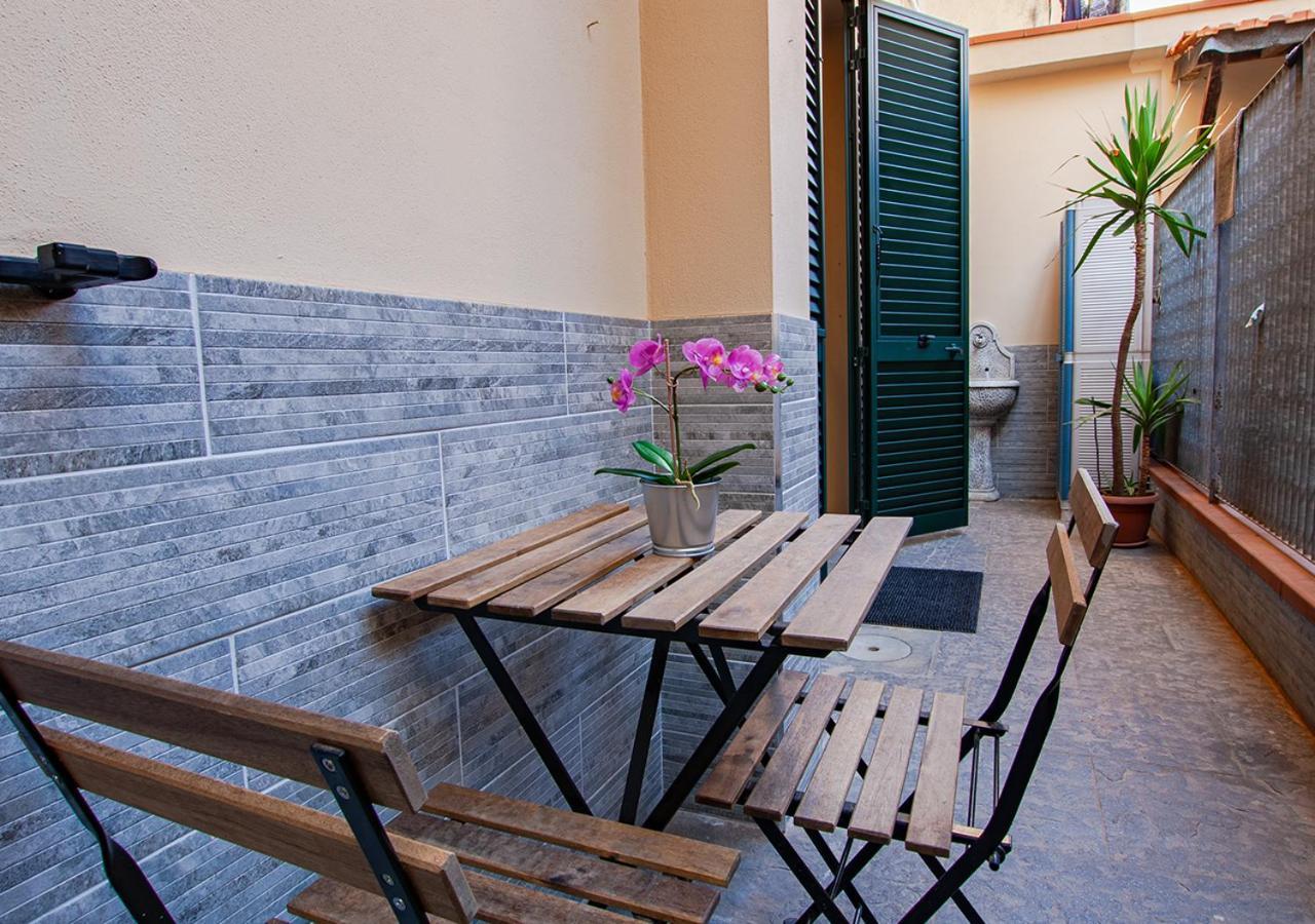 Melodia Di Mare, Teatro & Centro, Armonia E Relax Appartement Livorno Buitenkant foto
